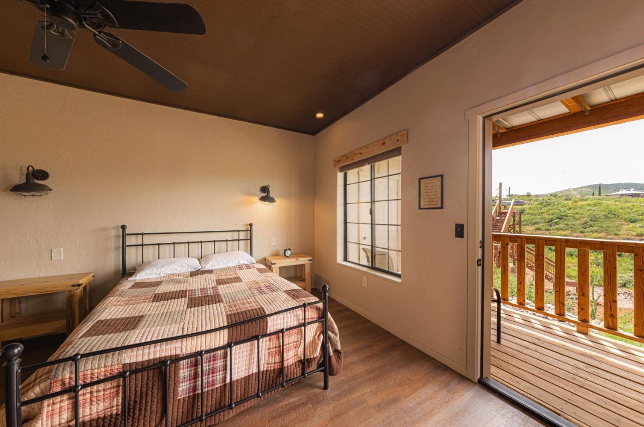-Pet Friendly- Miners Cabin #6 - King Bed With Private Balcony Tombstone Extérieur photo