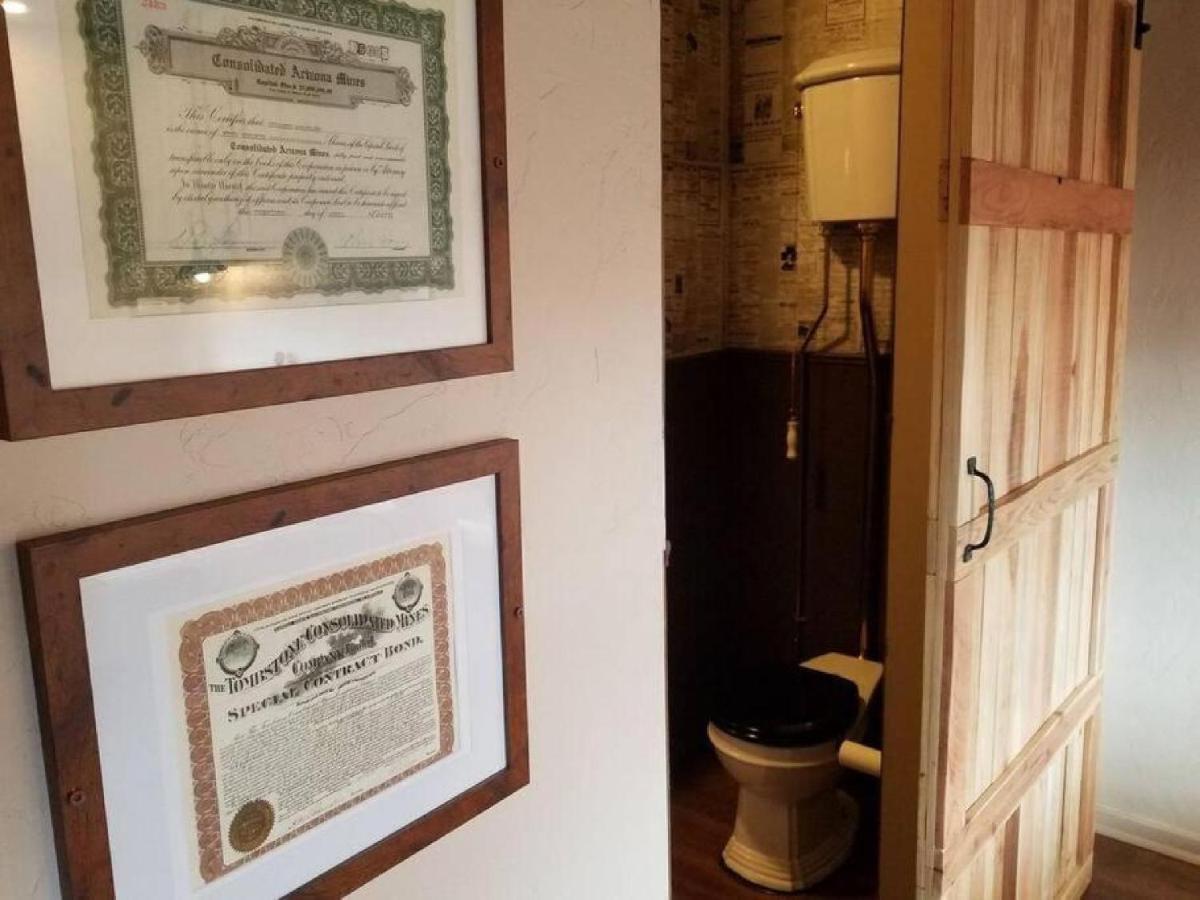 -Pet Friendly- Miners Cabin #6 - King Bed With Private Balcony Tombstone Extérieur photo