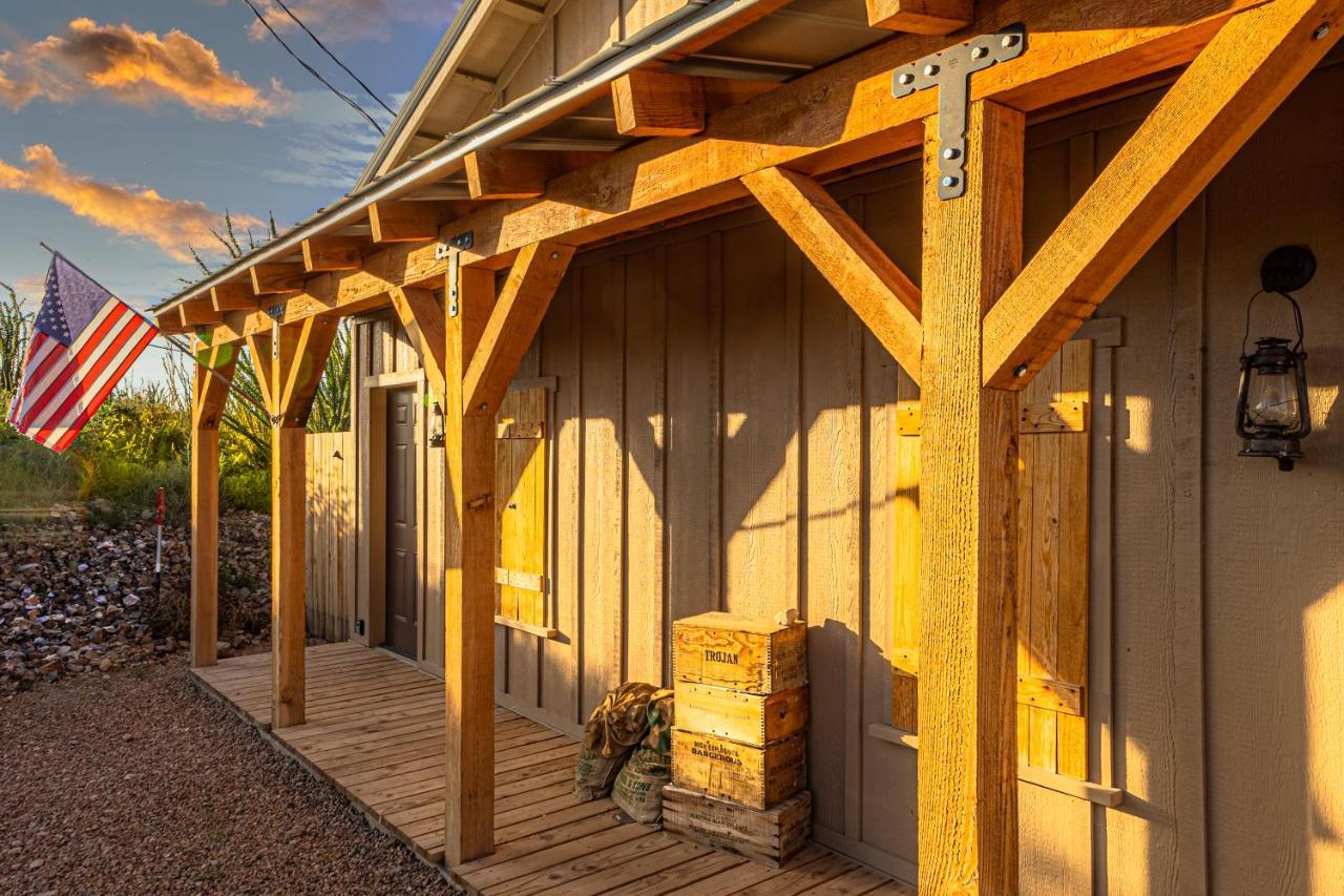 -Pet Friendly- Miners Cabin #6 - King Bed With Private Balcony Tombstone Extérieur photo
